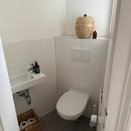 Marschall 10 Stilvoll Wohnen Mit Kleinem Balkon Im Herzen Von *