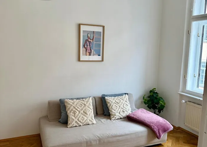 Marschall 10 Stilvoll Wohnen Mit Kleinem Balkon Im Herzen Von Apartamento *