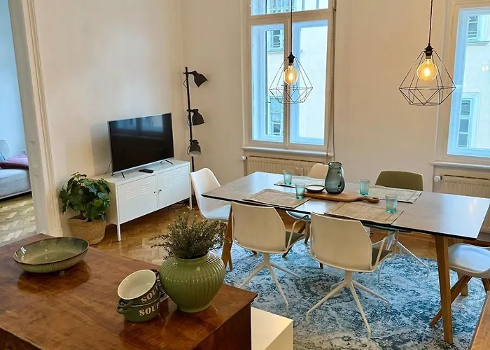 Marschall 10 Stilvoll Wohnen Mit Kleinem Balkon Im Herzen Von Apartamento