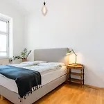 Marschall 10 Stilvoll Wohnen Mit Kleinem Balkon Im Herzen Von