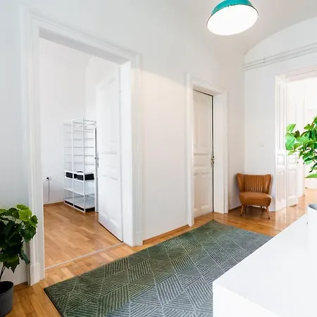 Apartmán Marschall 10 Stilvoll Wohnen Mit Kleinem Balkon Im Herzen Von