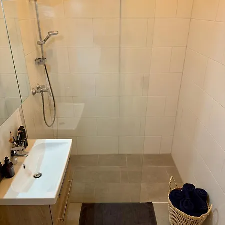 Marschall 10 Stilvoll Wohnen Mit Kleinem Balkon Im Herzen Von