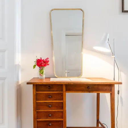 Marschall 10 Stilvoll Wohnen Mit Kleinem Balkon Im Herzen Von Graz