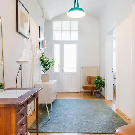 Appartement Marschall 10 Stilvoll Wohnen Mit Kleinem Balkon Im Herzen Von Graz